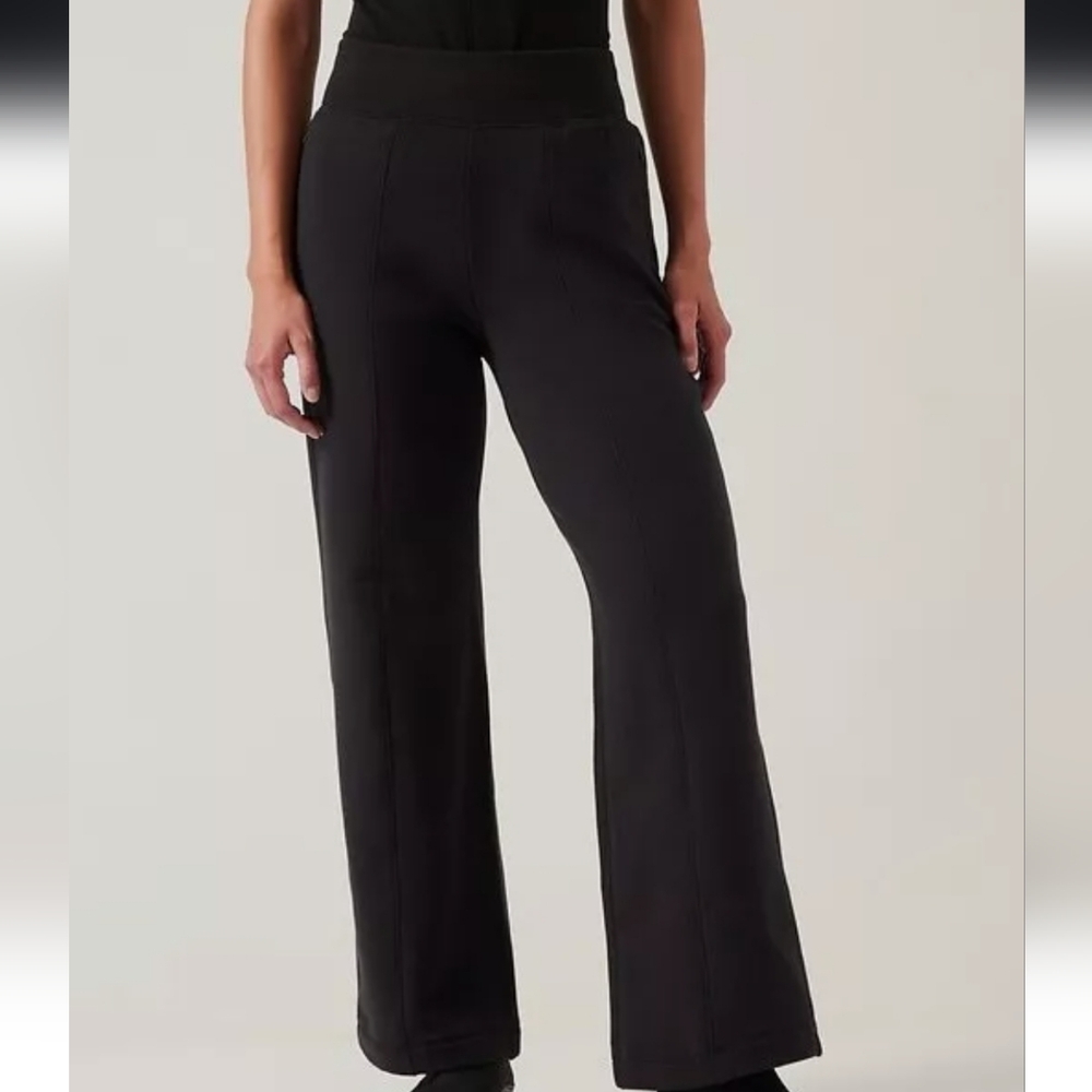Athleta Retroplush Straight Leg In Black GUC
